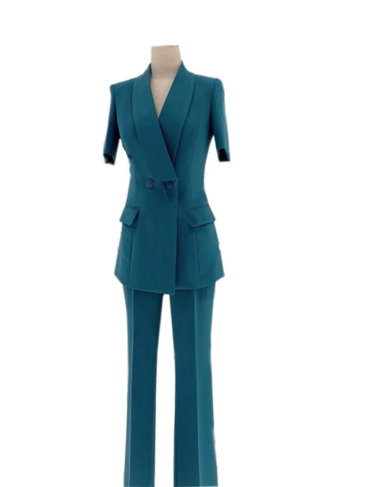 Peacock blue short-sleeved women's pantsuit with trousers and blazer on mannequin