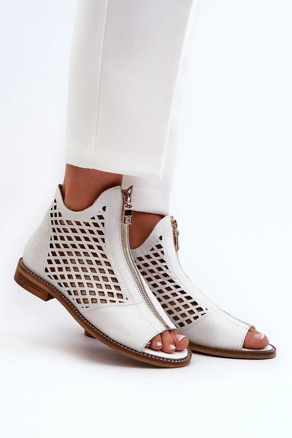 Women Caged Zip Back Flat Sandals