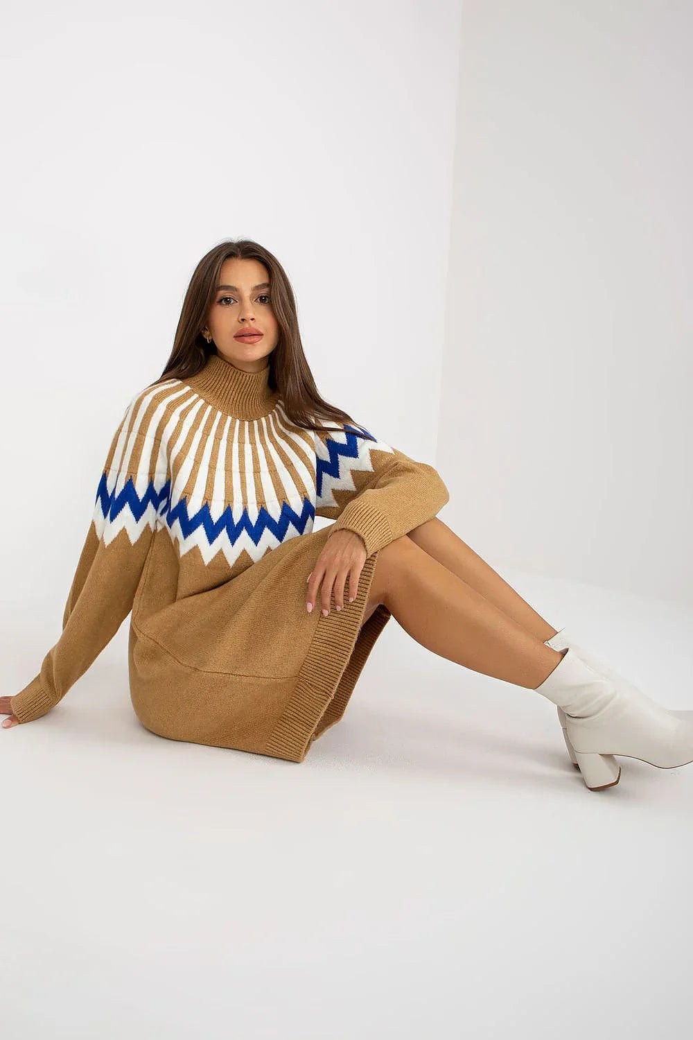 Women's Above Knee Day Dress – Relaxed With Long Sleeves