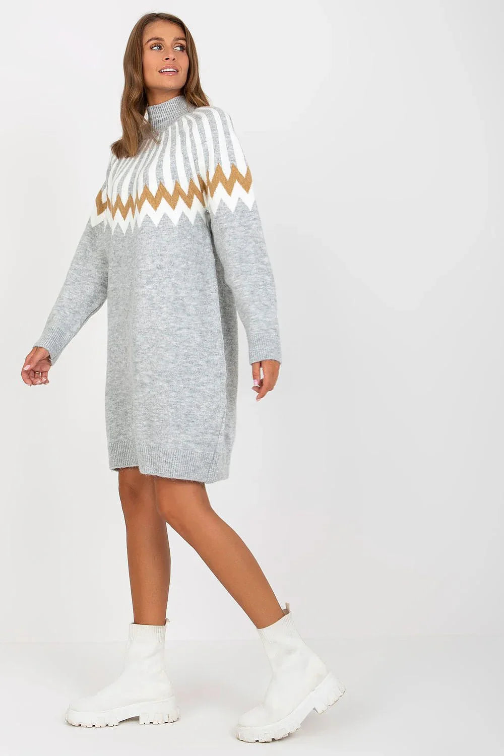 Women's Above Knee Day Dress – Relaxed With Long Sleeves