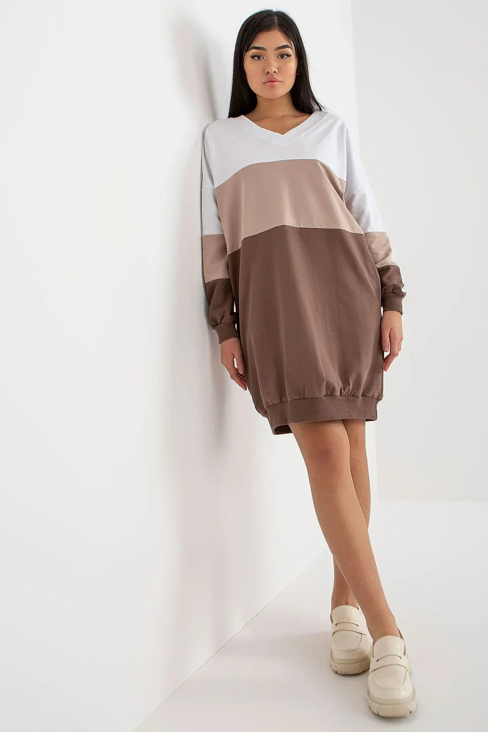 Women's Above Knee Day Dress – Relaxed With Long Sleeves