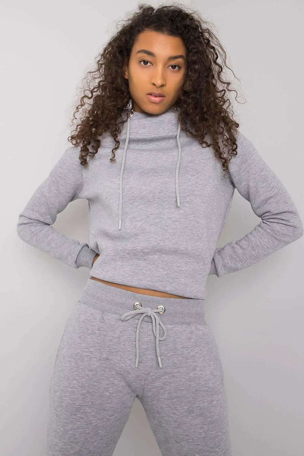Women’s Classic Hoodie and Pants Tracksuit Set
