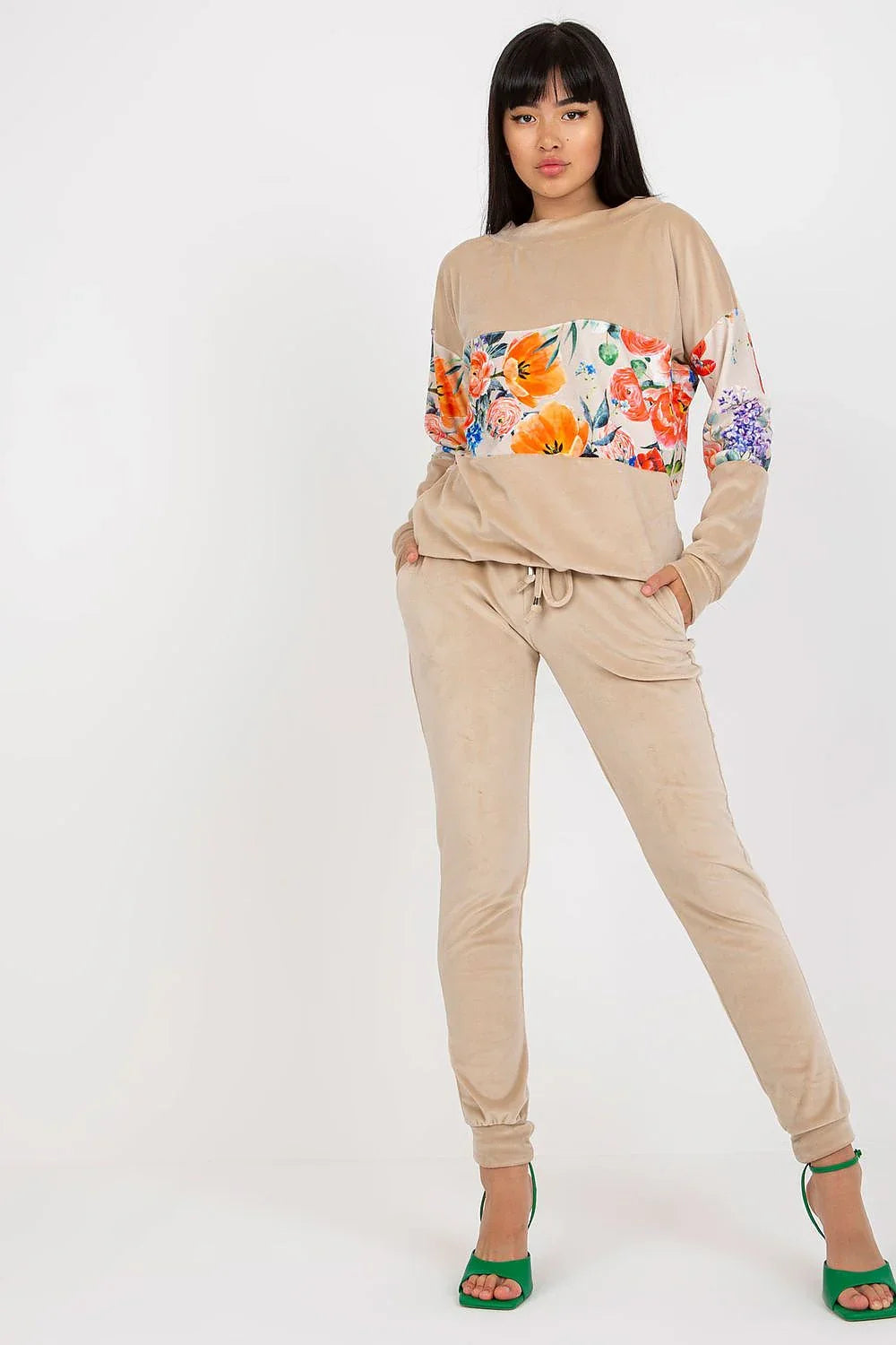 Women’s Floral Sweatshirt and Straight Leg Pants Set