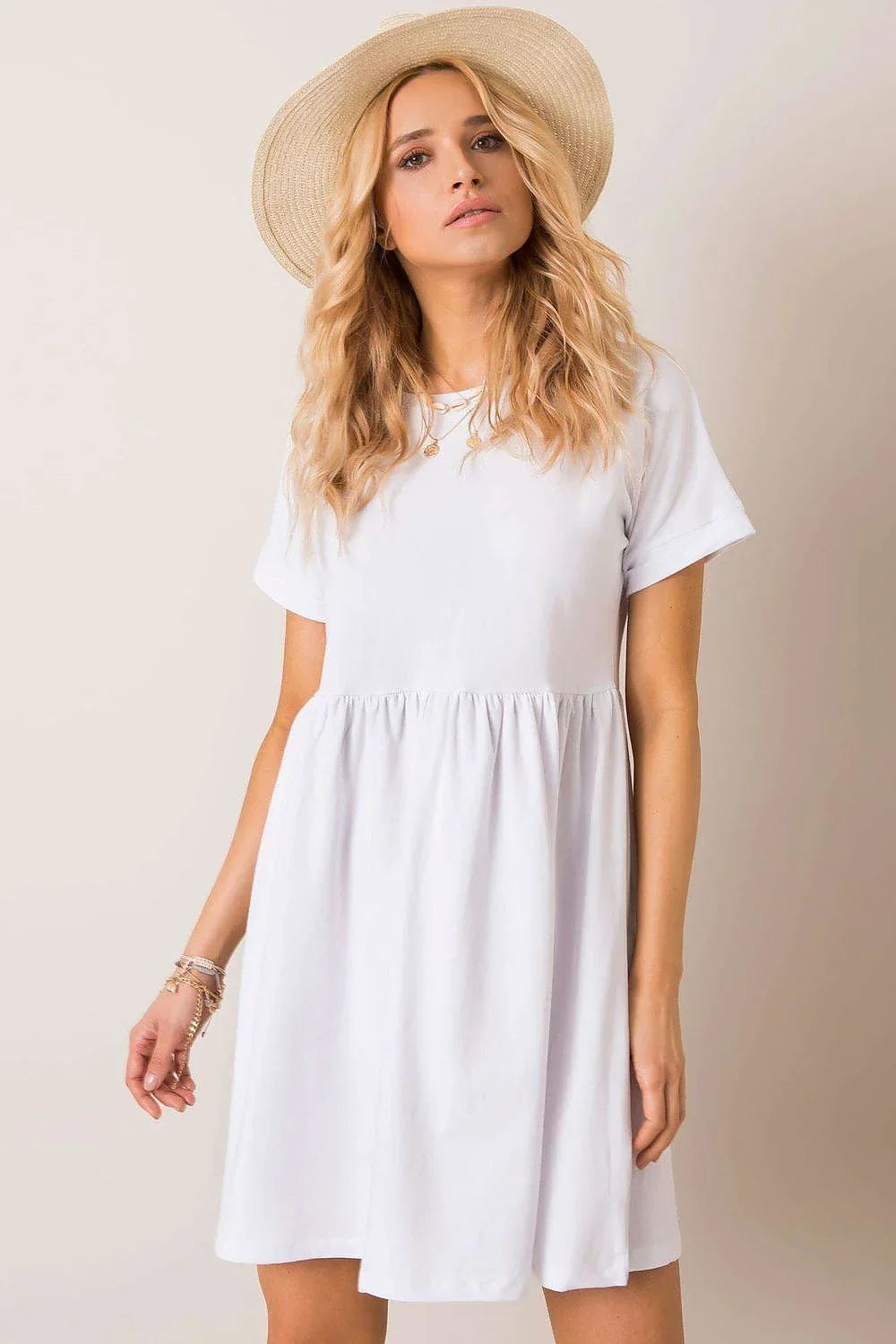 Women's Knee-Length Day Dress – Relaxed With Short Sleeves