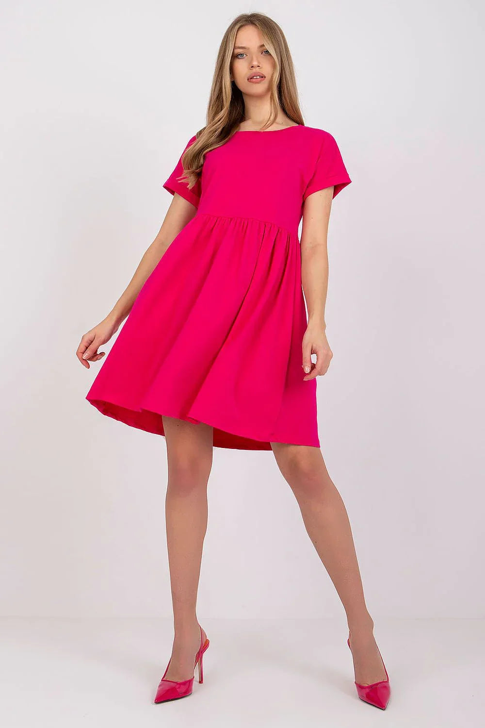 Women's Knee-Length Day Dress – Relaxed With Short Sleeves