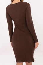 Women's Knee-Length Day Dress – Slim With Long Sleeves