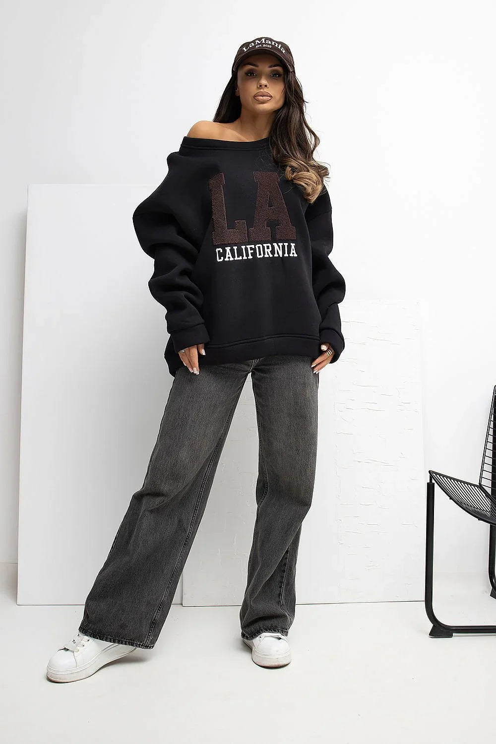 Women's Sweatshirt - Crew-neck With Oversized Fit