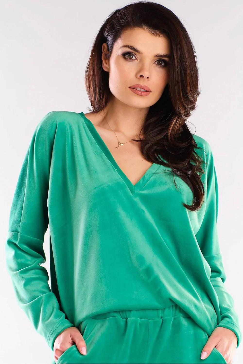 Women's Sweatshirt - V-Neck With Relaxed Fit