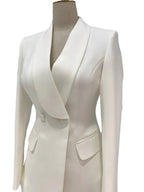 Chic Women's Pant Suit - Solid Single-Breasted