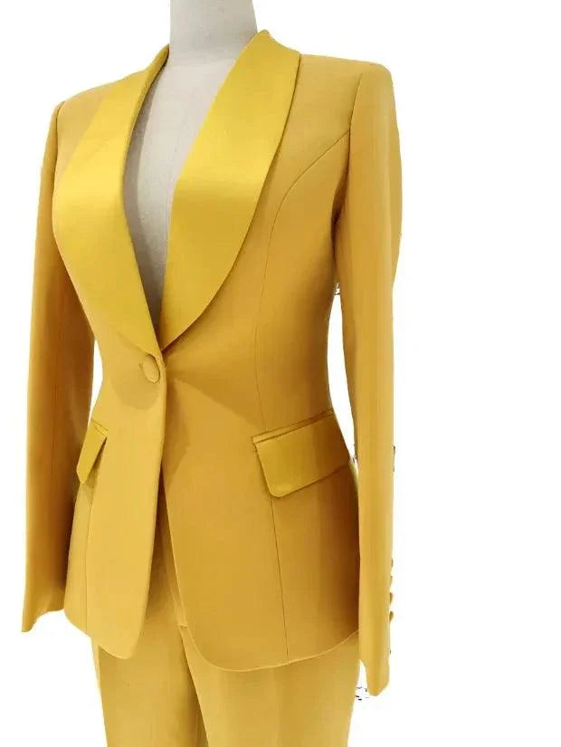 Chic Women's Pant Suit - Solid Single-Breasted