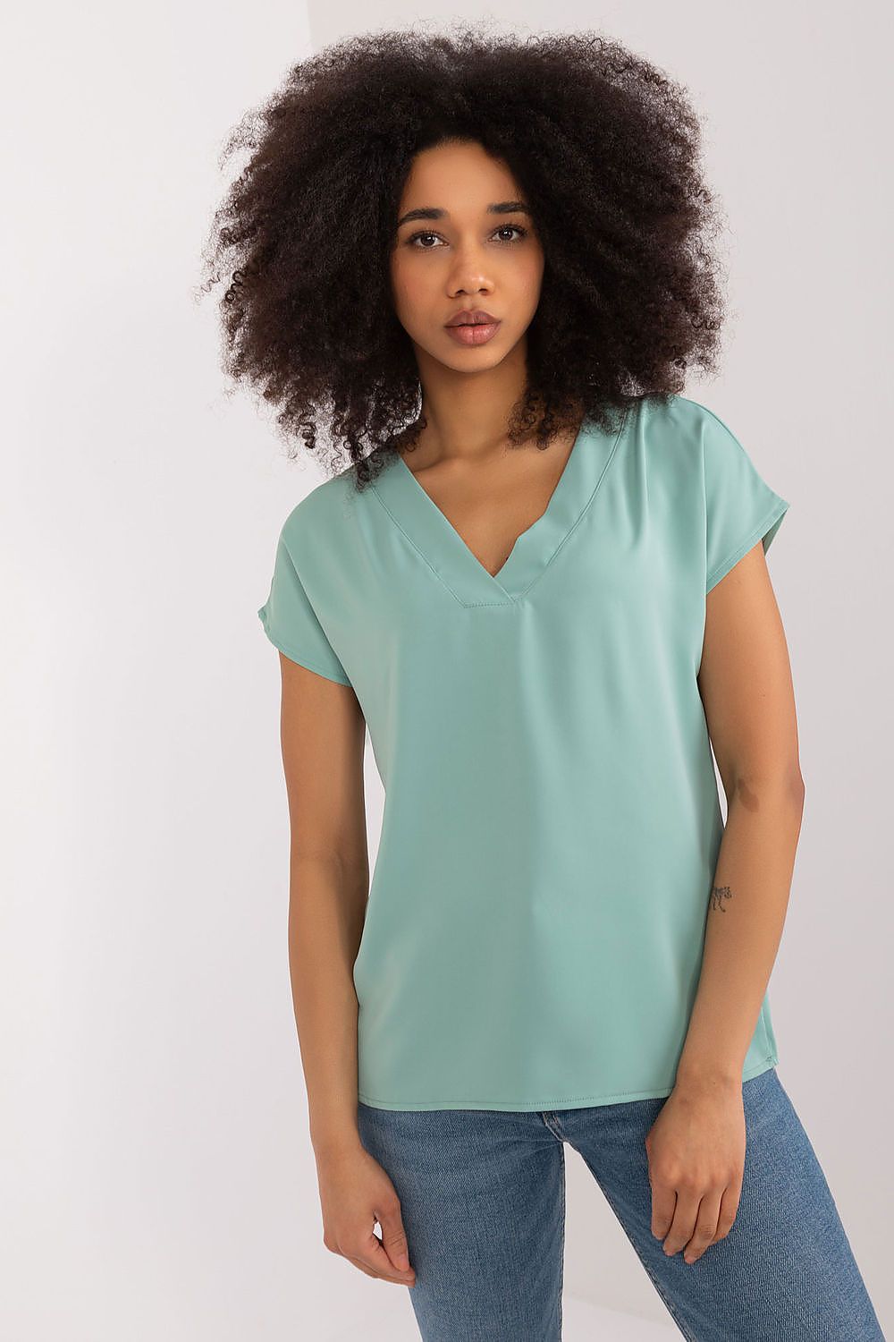 Women's Casual Blouse - Solid Hip Length