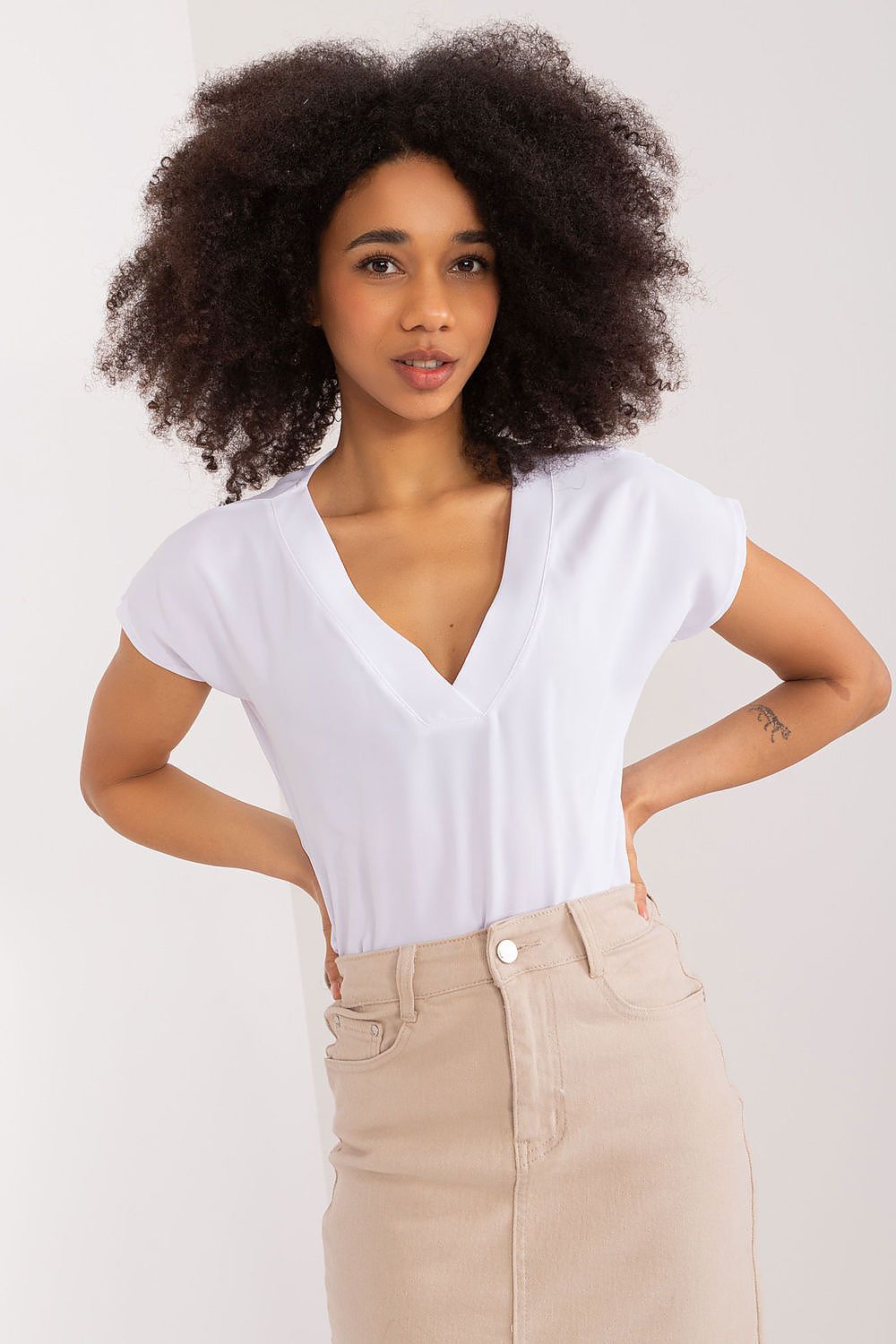 Women's Casual Blouse - Solid Hip Length