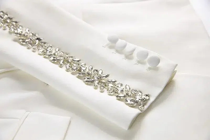 Elegant Women's Pant Suit - Solid Single-Breasted, Black