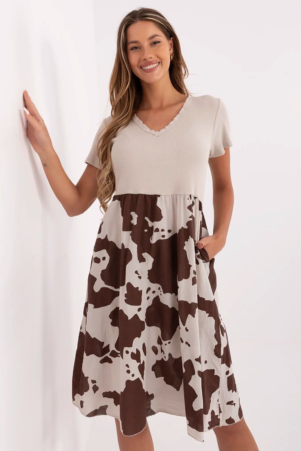 Knee Length Dress – Sweetheart Neck, Fit-and-Flare, Animal Print – Daydress | GUOCALI – view 4