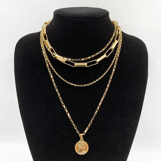 Queen Pendant Necklace - Women Jewelry -Guocali