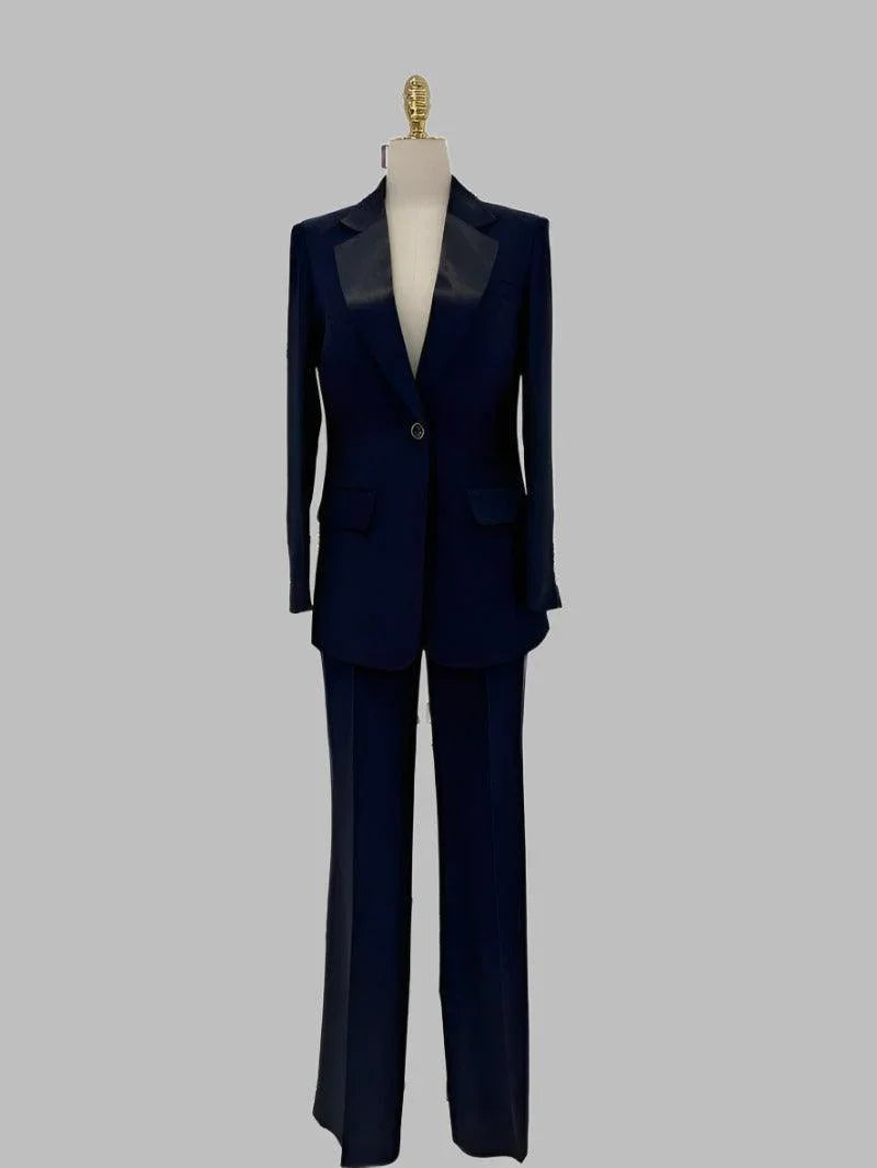 Elegant, Chic Women's Pant Suit - Solid One-Button
