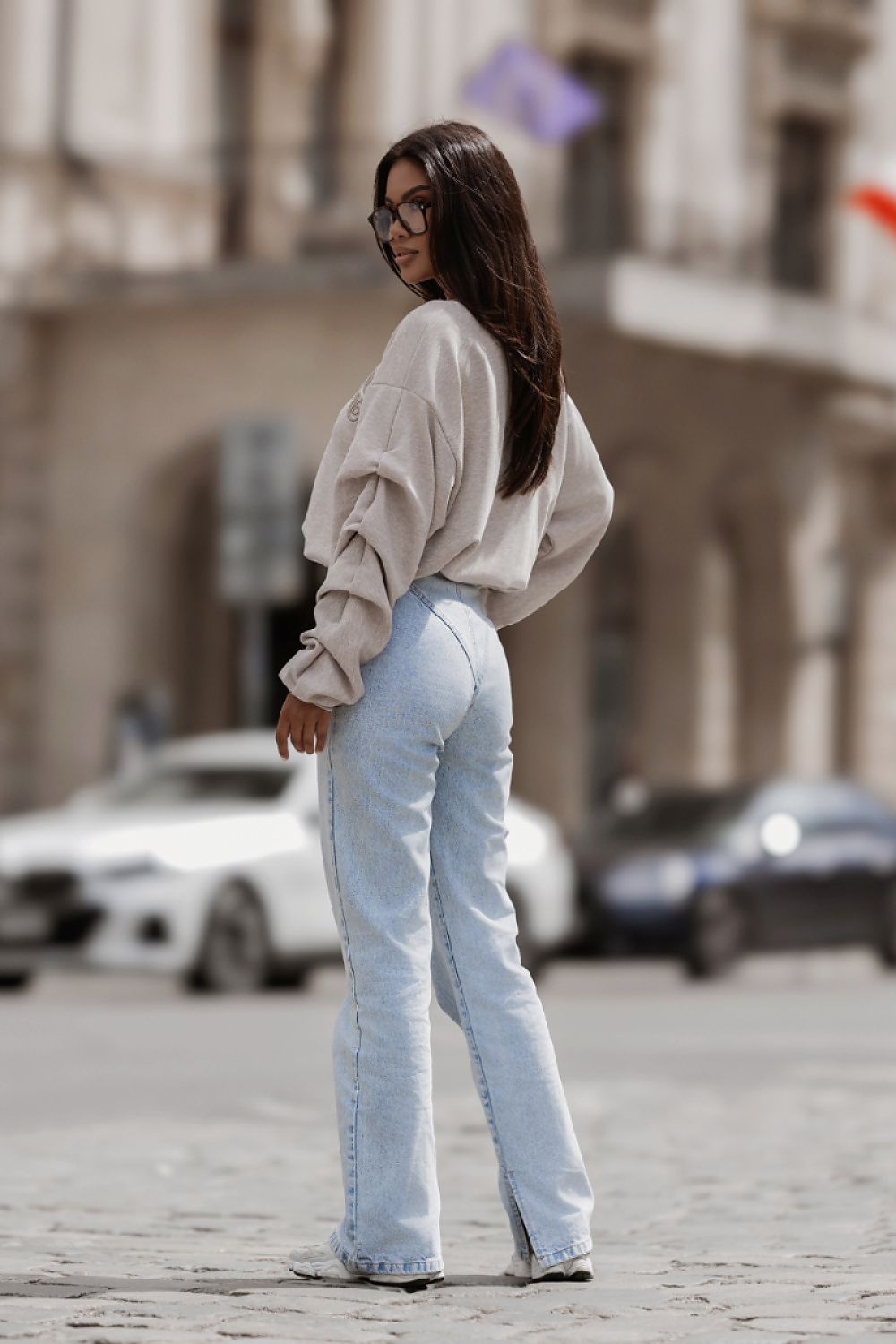 Women's Sweatshirt Crew Neck Loose Fit Stretch Cotton Beige – Sweatshirt | GUOCALI – view 3