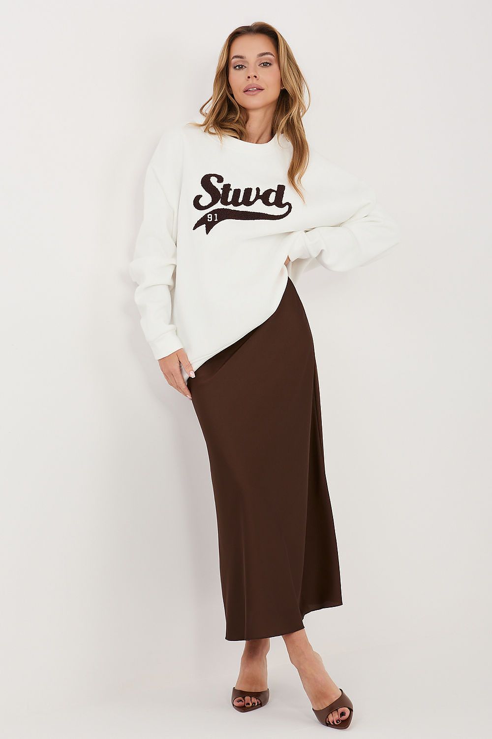 Women's Sweatshirt Embroidered Lettering Crew Neck Stretch Cotton Beige – Sweatshirt | GUOCALI
