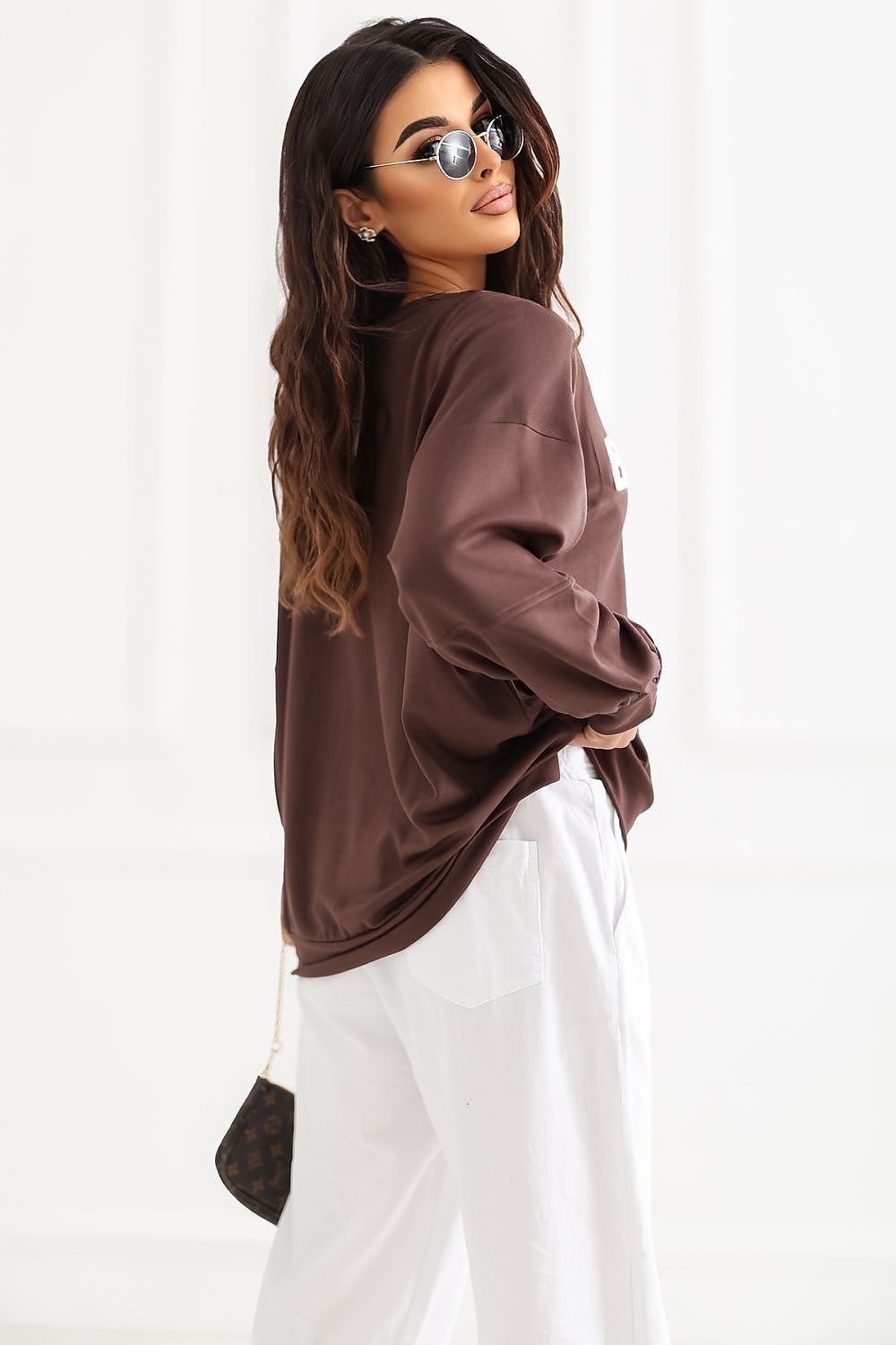 Women's Sweatshirt Embroidered Lettering Sleeve Patch Brown – Sweatshirt | GUOCALI – view 3