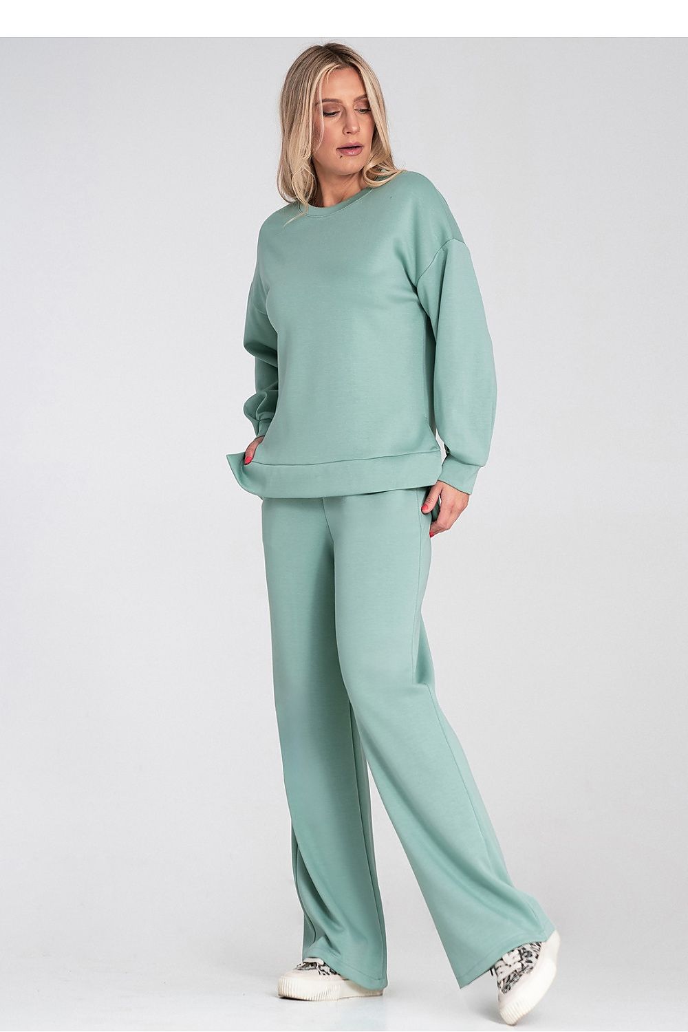Women's Sweatshirt High-Low Hem Side Slits Crew Neck – Sweatshirt | GUOCALI – view 2
