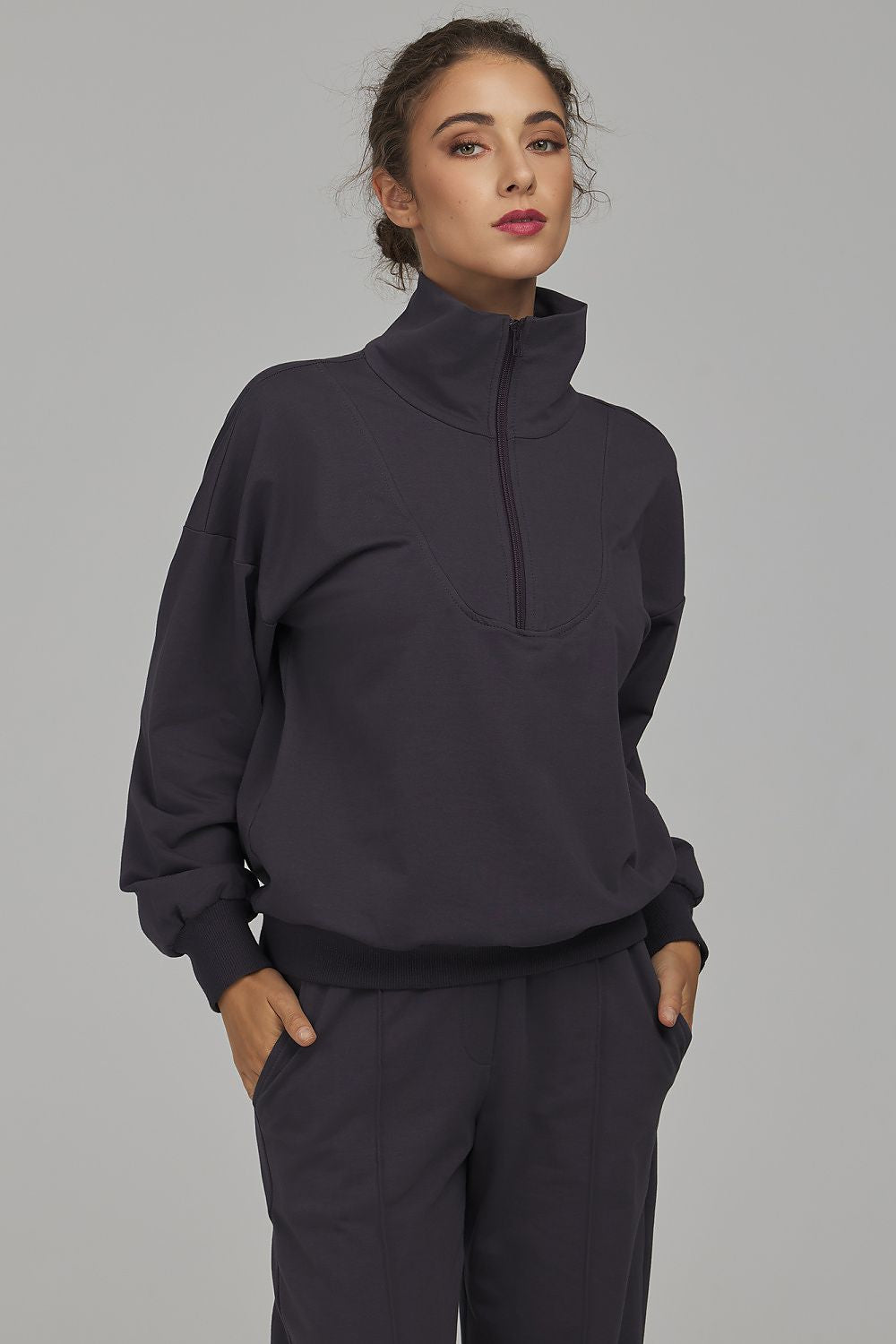 Women's Sweatshirt Mock Neck Half-Zip Relaxed Fit – Sweatshirt | GUOCALI – view 10